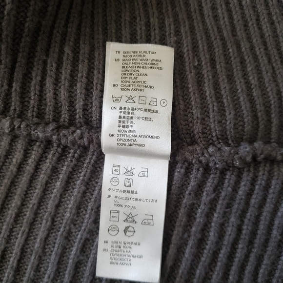 🌿 3/$20 🌿 H&M Knitted Open Cardigan Gray Size Small - Picture 5 of 5